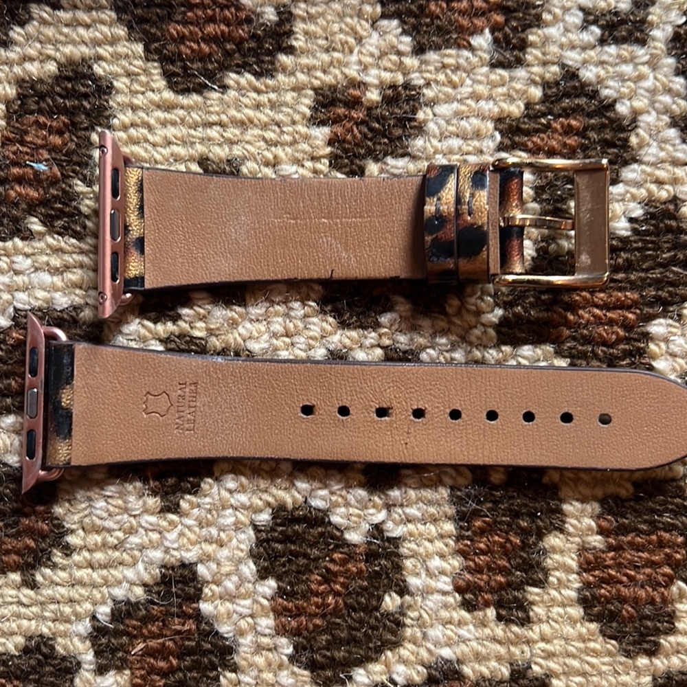 Apple Watch band 🖤🤎 - Picture 4 of 4